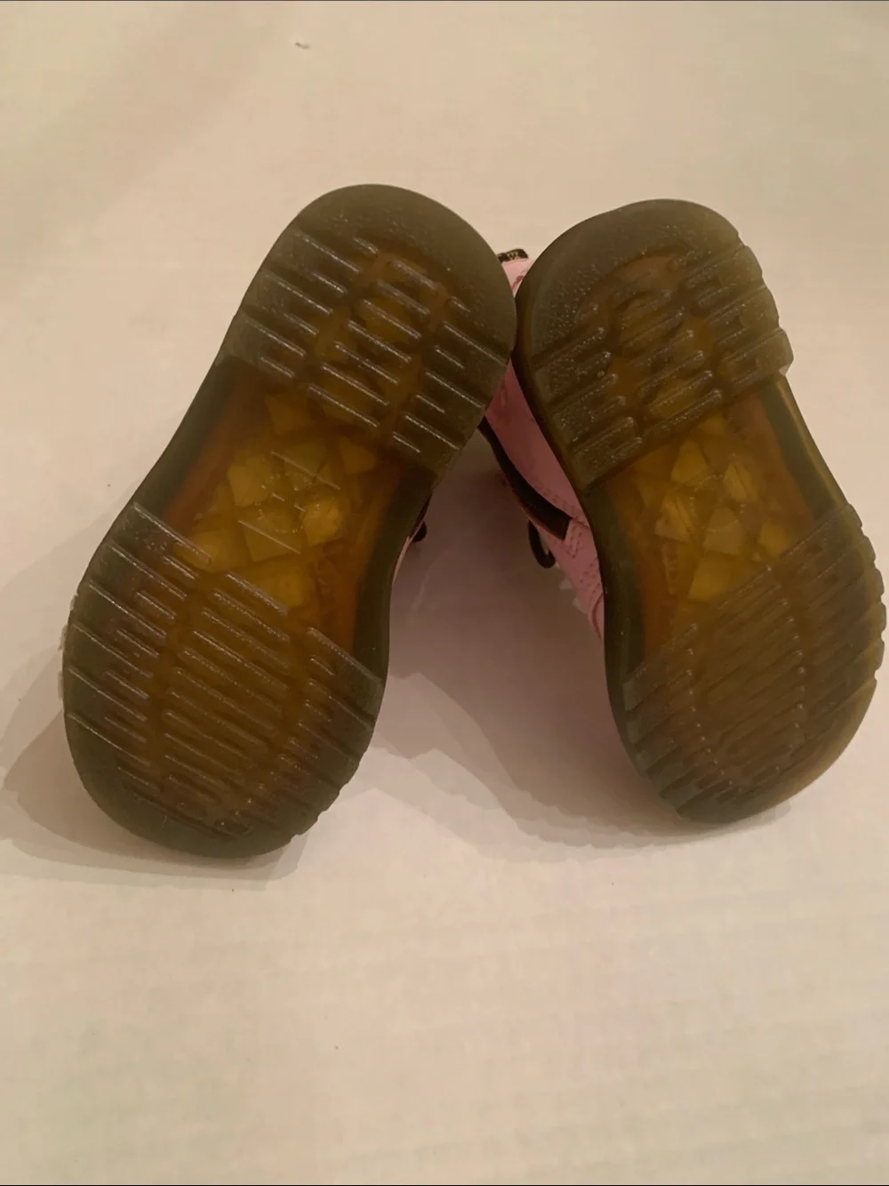 EUC Doc Martins 1460 Little Girl size 7 Pink Patent Leather